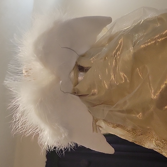 Holiday Style 12" Fiber Optic lighted Angel Tree topper - Picture 5 of 13